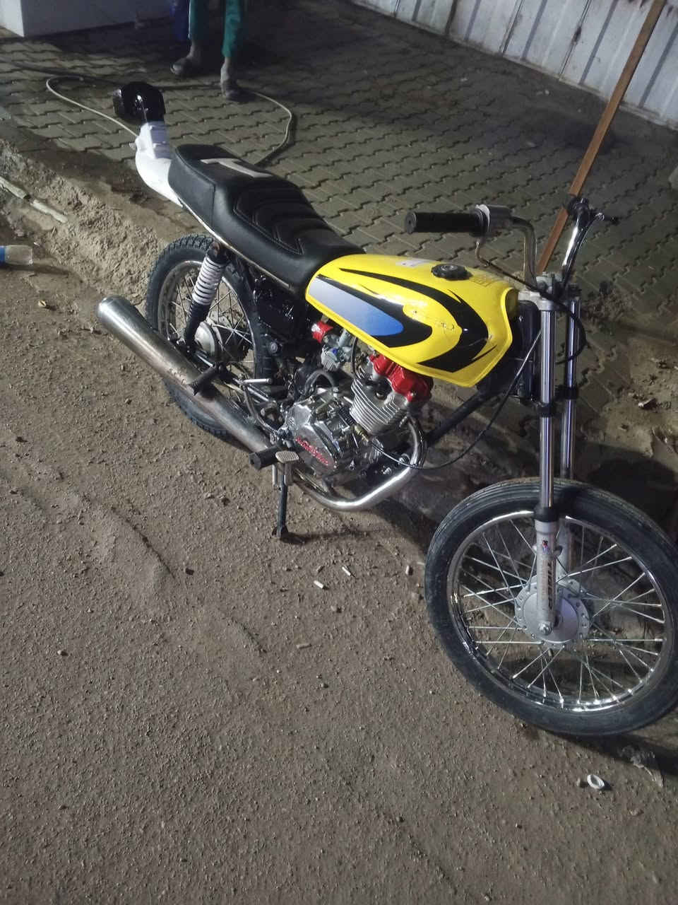سلام عليكم شباب دراجة تعمير 25 نامة تيربو دراجة ماناقصة برغي كلك سعر 450 مكاني بغداد  المحمودية رقمي *********** خاص موجود
