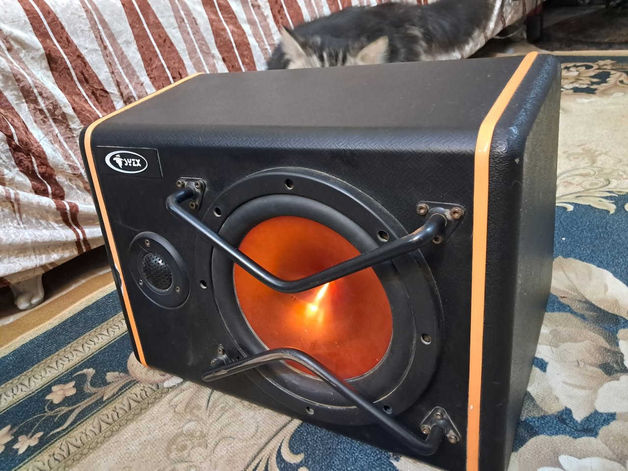 3 وياله مو ابو الفتحه السعر٤٥ شركه والمسجل شغال اخت جديد سعره50
***********  اقواس بوب الشام
