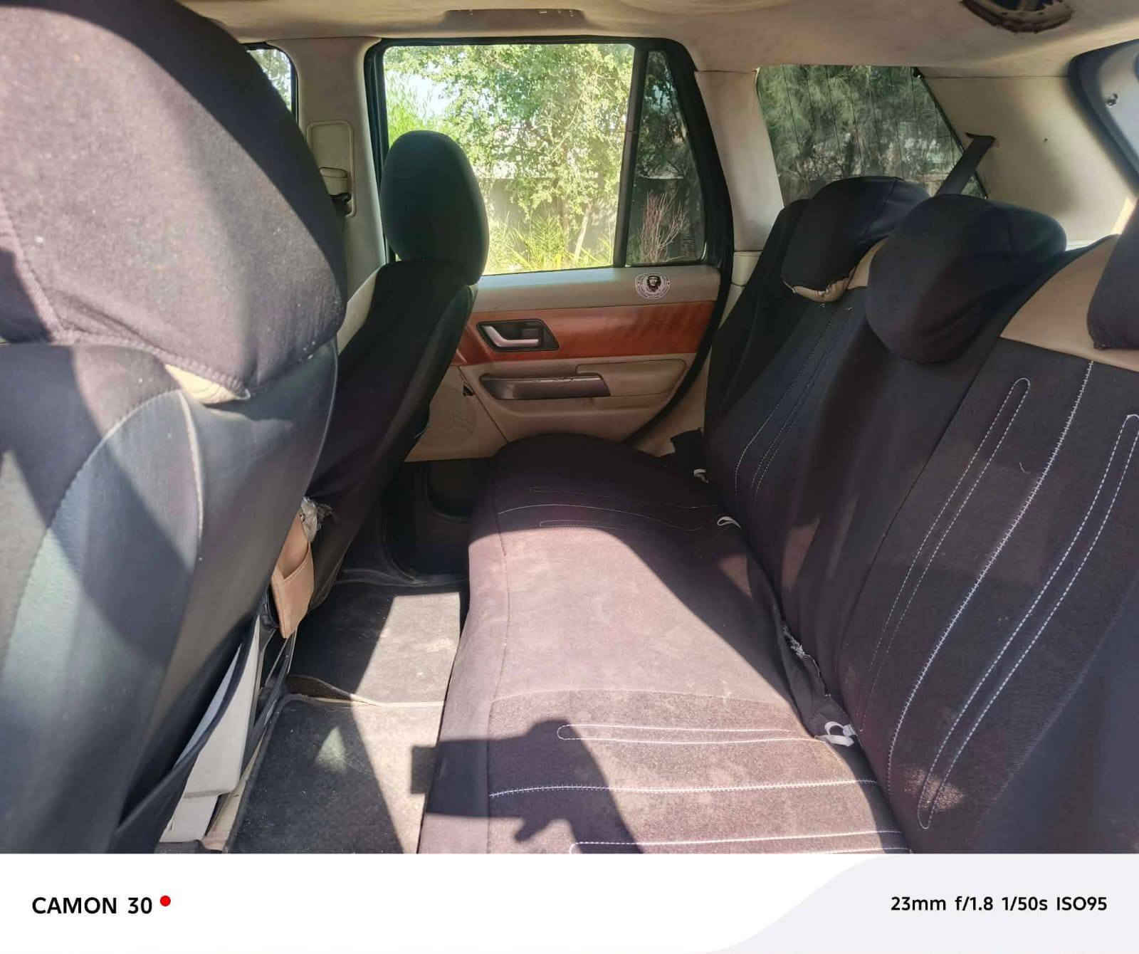 رانج روفر 13 محرك كير لكزز شرط
مكفوله  من الكص والصبغ
تايرات جدد فول مواصفات  للبيع أو المراوس حسب القناعه
مكان السياره الشركاط
***********
