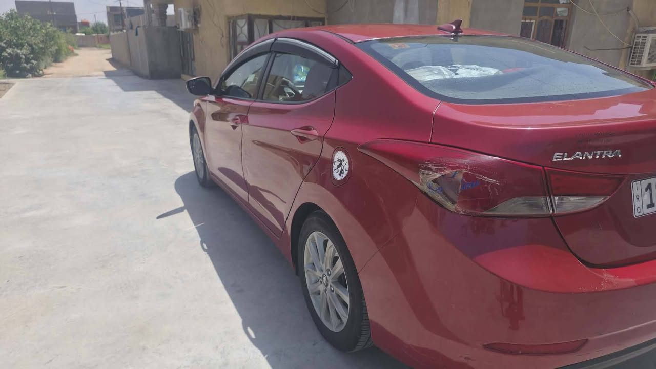 للبيع السعر 105 وبيها مجال 
سيارة النترا موديل 2016 امريكي حادث قطعة وحده فقط 
رقم بابل انكليزي بسمي هزه جديده 
تخم تاير 
حداديه
مكينه كير
تبريد 
فقط خدوش بسيطه السيارة مال بيت جناي 
المكان حله ورديه خارج 
رقم موبايل ***********
