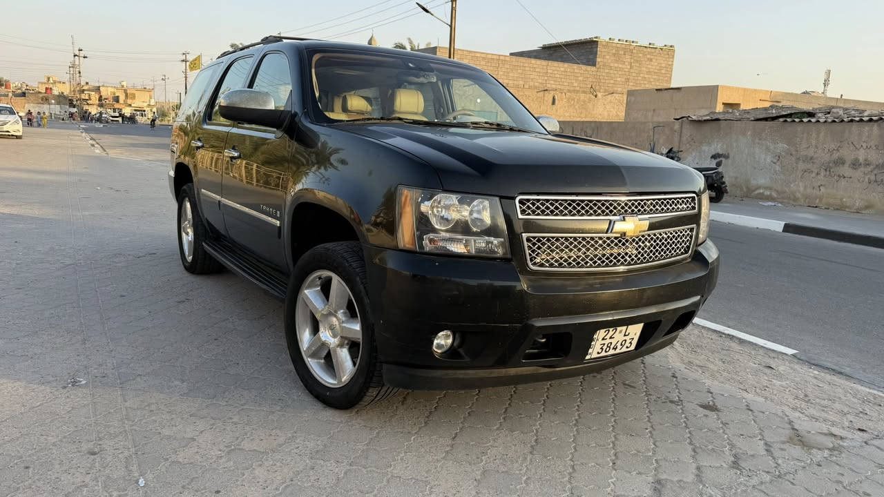 � للبيع تاهو LTZ 2009 مكفولة 🔥

السلام عليكم ورحمة الله وبركاته

فرصة للجادين فقط، تاهو LTZ موديل 2009 بحالة ممتازة ومكفولة، جاهزة للاستخدام بدون أي مصاريف.

✅ رقم أربيل (تحويل أو وكالة)
✅ محرك وكير مكفولين
✅ تايرات جديدة قبل شهر
✅ حدادة جديدة قبل شهر
✅ تم عمل صيانة للأمامة والمحرك مؤخراً

المواصفات:
🔹 مواصفات خليجية
🔹 فتحة سقف
🔹 تشغيل عن بُعد
🔹 شاشة سقف
🔹 جنطة شفط كهربائية
🔹 حساسات خلفية
🔹 داخل جلد عسلي فاتح
🔹 مقاعد كهربائية
🔹 مقاعد تدفئة وتبريد
🔹 7 ركاب
🔹 3 قطع تبريد
🔹 تحكمات ستيرن
🔹 قفل سرعة
🔹 دفع رباعي
🔹 رنكات (ويلات) 20 أبلايد LTZ
🔹 يدات نيكل

💰 السعر: 22,500 دولار وقابل للتفاوض للجادين

📍 الموقع: البصرة - الزبير - حي الخطوة

📞 للاستفسار والاتصال: ***********

🚘 سيارة نظيفة ومميزة، والمعاينة خير دليل.
لا تبخس بالسعر إذا ما شايف السيارة، والرزق على الله@
