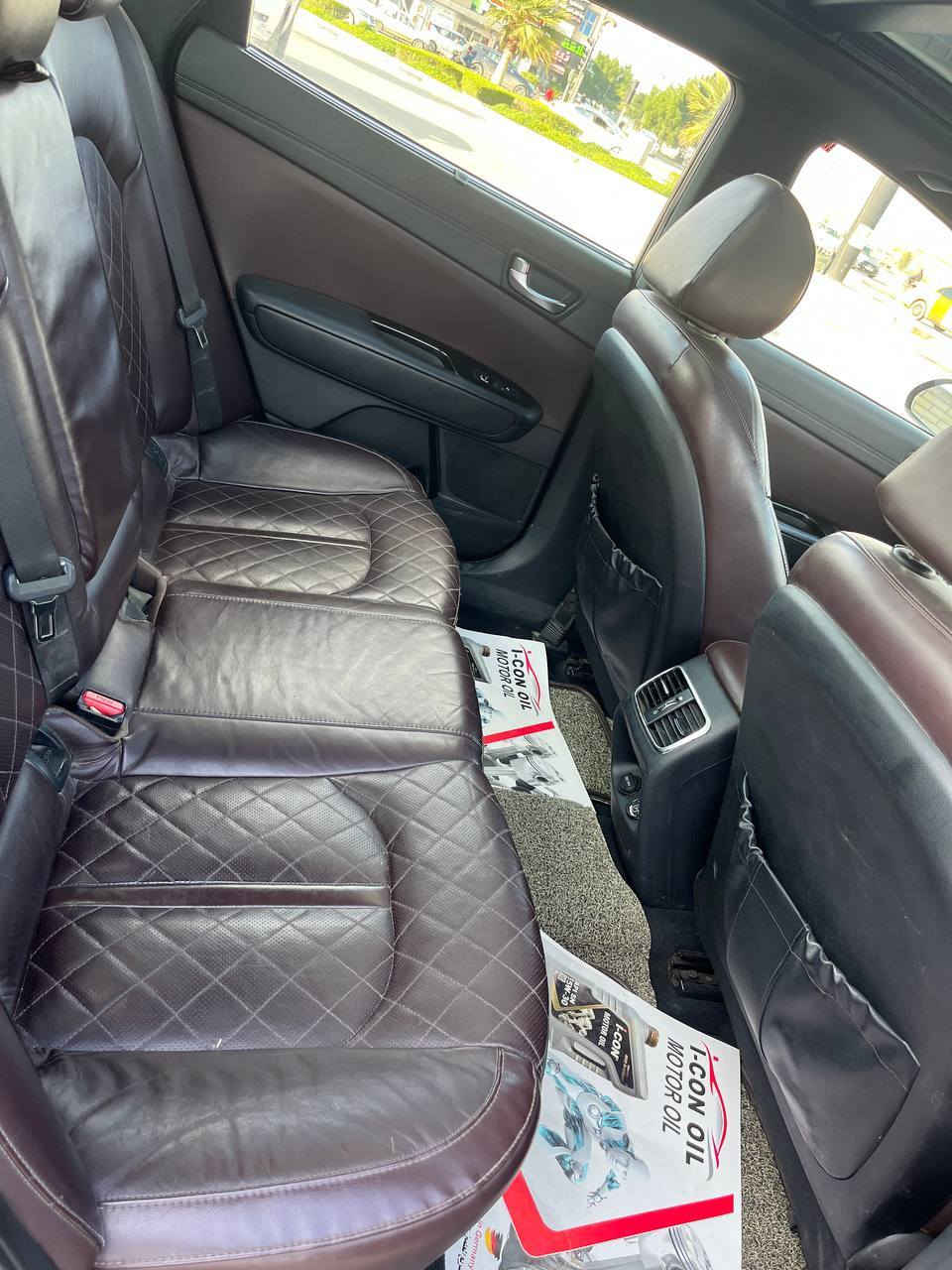 سلام عليكم كيا اوبتيما مديل 2016 فول Vip حادثها فقط الي موجود بالصور باقي كفاله 
للبيع  فقط حسب قناعه اعلئ فئه SXL (vip)
محرك الفين تيربو دبل كزوز 
فول مواصفات
مري اشاير شفط
تبريد ثلج قطعتين منفصل
دخول ذكي وترحيب ذكي
بصمة ابواب
يدات نيكل.
ستيرن تدفئة
اوتو هولد
4 وضعيات قيادة سبورت نورمال ايكو وجبلي
بصمة حساسات خلفية
بردات خلفية بلادي 
كشنات جلد ولون رماني 
سمعات هارمن كاردن دمام 10 سماعات + 2 دمام خلفي وامامي لايت LED داينمك دوار مع الستيرنك
ويل 18 بلادي كروم اصلي
جنطة ذكي تنفتح عن بعد.
الجام ذكي حساس طوارء اي شي كدام الجمام ينزل طلقائي كشنات جلد تدفئة تبريد
كشنات كهرباء مساج
كشنات خزن ميموري 3 وضعيات
اندرويد اوتو ورام 32 مال الشركة ناڤكيشن
شاشة اعطال
تحكمات ستيرن جهتين شفتات ستيرن
مرايا تعتيم
نقطة عمياء
حساس ماء الزجاج
تحديد مسار + توقف تلقائي
مثبت سرعة ذكي مع الرادار
ماشيه 100 الف مايل
وبعد هواي مواصفات ما ذكرهن
السعر 129 وبيها مجال قليل 
العنوان كربلاء للتواصل اتصل ***********
فقط اتصال ما موجود على النت
