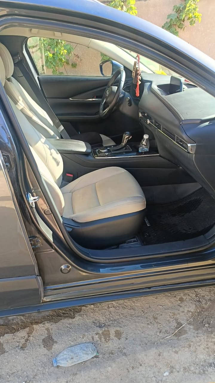 مازدا cx30 موديل 23
مكفوله من دعاميه لل دعاميه كلين تايتل
حادث غرق شغاله من امريكا 
ماشيه ٤٥ الف ميل
كلشي ع بلاد 
محرك ٤ سلندر ٢٥٠٠ 
مرقم بابل تحويل وين ميعجيك 
السعر 150 وبيها مجال 
مكاني بابل الحله
***********
