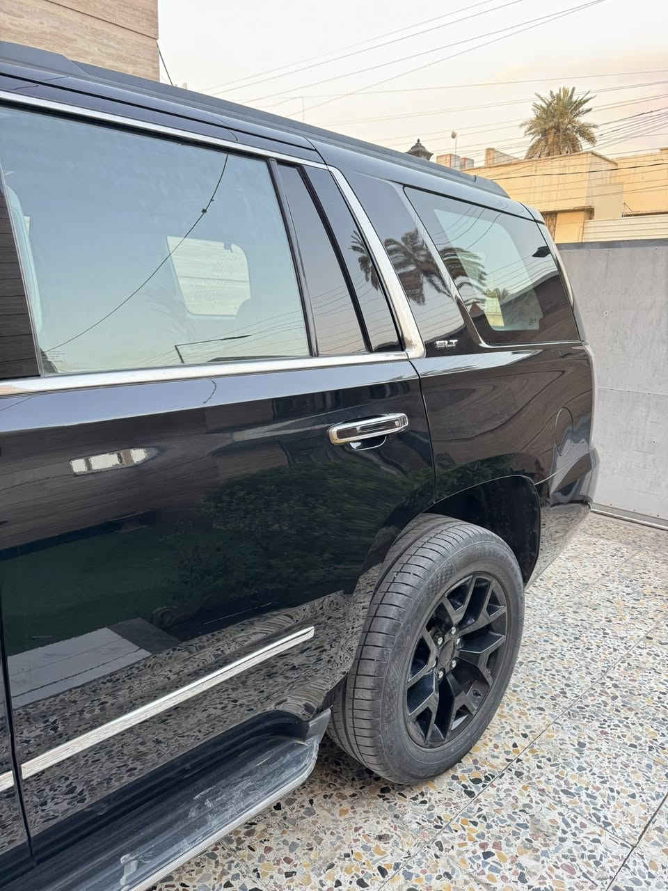 سلام عليكم
يوكن 2018 
وارد امريكي
فئهSLT
بصمه 
تشغيل عن بعد
فتحه سقف
رادار امامي
رادار جانبي
تحديد مسار
تدفئه وتبريد كشنات
تدفئه ستيرن
كشنات جلد
حفض مقاعد
ماشيه 50 الف ميل
رقم بغداد
حادثه جاملغ وبنيد 
بدون ايرباك
السعر 35.500 وبيه مجال
رقم الهاتف:***********
متواجد واتساب
