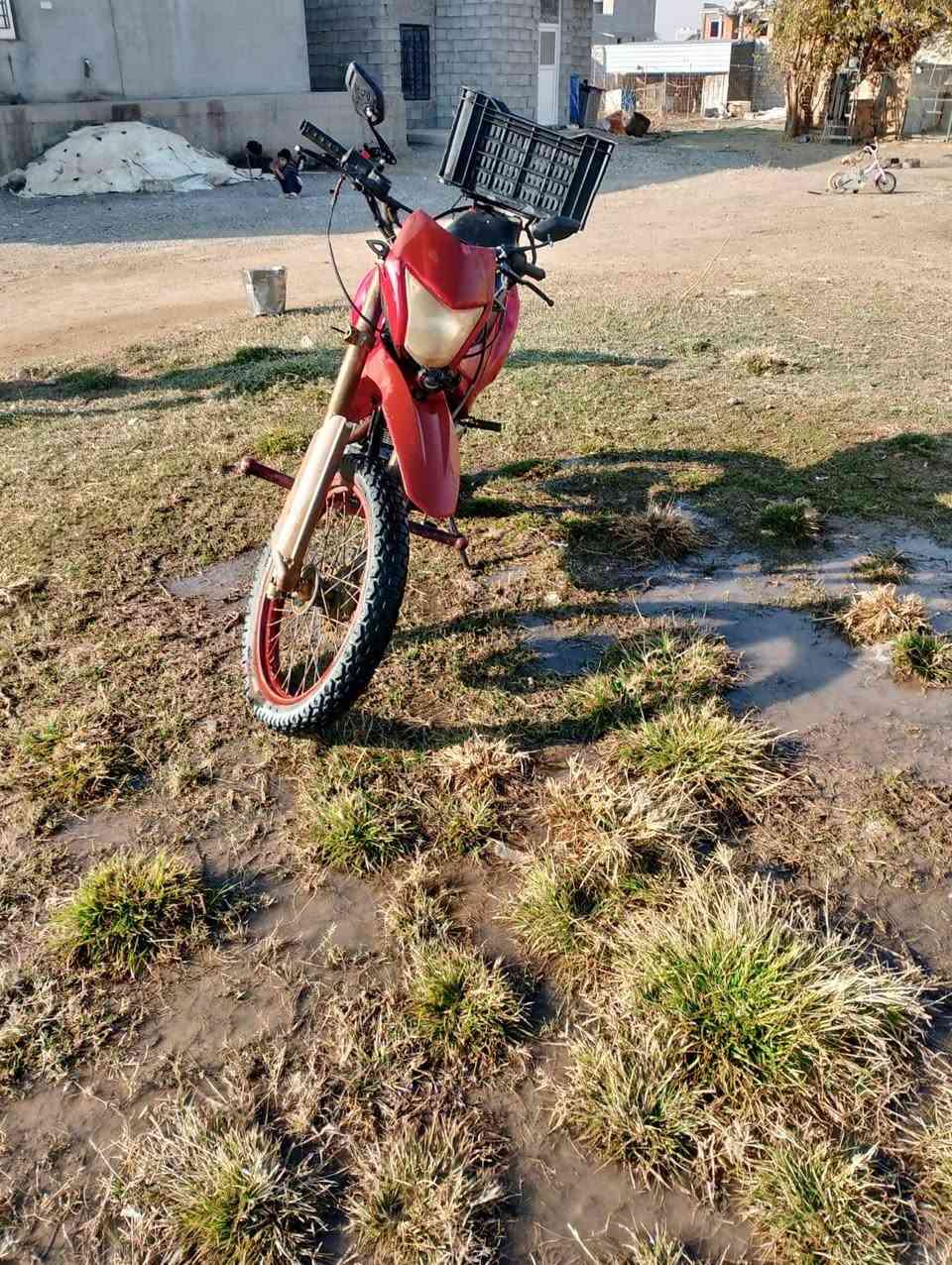 السلام عليكم قفاز للبيع موديل 2018ولمحرك 2023تواير نضاف لايت بكلايت شقالات سعرو 400وبي مجال للطيبين هاذا رقم صاحبو ***********
