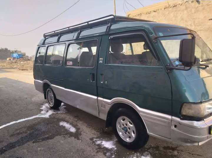 سلام عليكم سياره آسية للبيع موديل 1995رقم بغداد انكليزي سياره متعوب عليه مكينه كير  حدادية تخم تأير خير من الله تعمير جديد كهربائيات كلهة شغالة مكاني بغداد المشتل السعر ٥٥وبيهة مجال ***********
