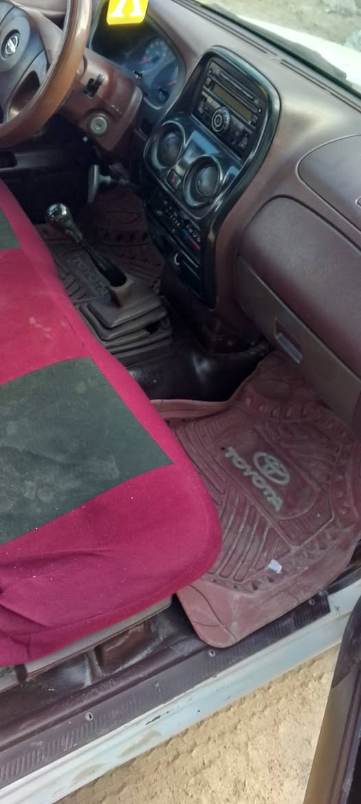 سلام عليكم نيسان موديل 13 متجيه شرط شاصي مكينه وكير وحداديه تخم تأير تبريد ويه  السويج جاهزه تحويل رقم ميسان بيع مراوس بسياره صغيره مكان ناصريه غراف  ***********سعره 95
