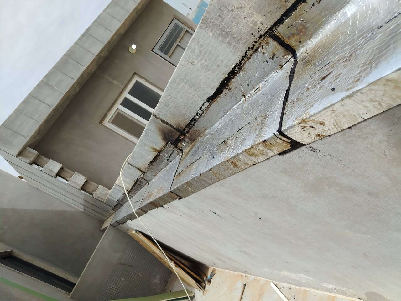 ***********
الحمد تم اكمل بيت بيت سيد جاسم ابو زينب في قضاء طوز خورماتَو قرب مول حسن صابر حي الإمام الحسن المجتبى
شركة غدير الايزوكام التغليف السطوح والجدران نعمل اشتاكر وقلع مستيك قديم وفرش ماستيك جديدالاستفسار على ارقامنا التالية
بإدارة اسطه عباس البياتي
واتساب مازنجار
***********
