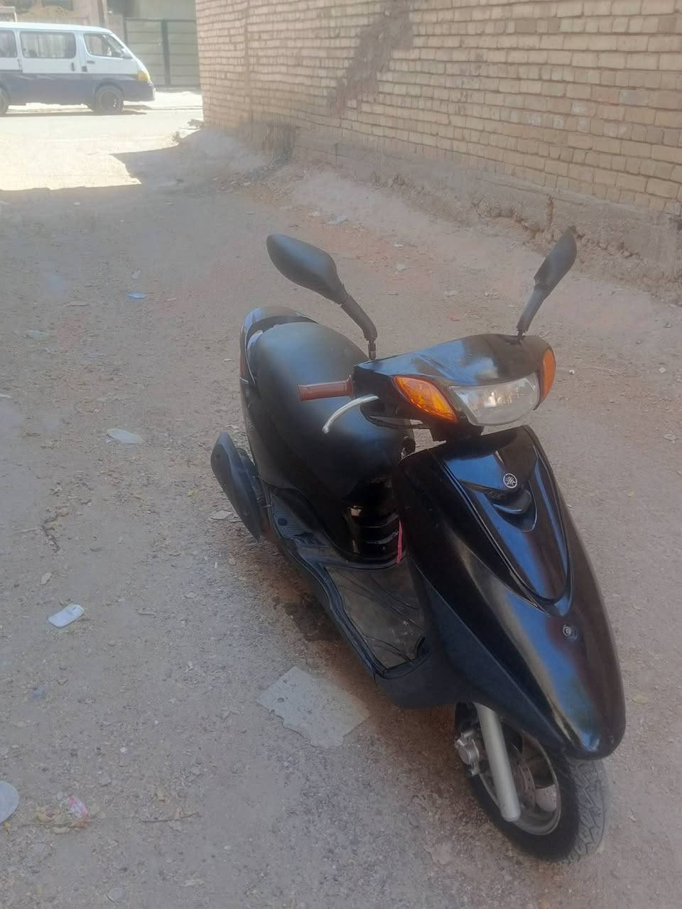دراجه بريز لايت عالي نوزل نظيفة  سلف هندر كهربائيات كلها شغاله سكليتر خطين  مكينة بلاديه ناعمة اورقها كامله مكاني الشعب سعرها 500 التليفون ***********
