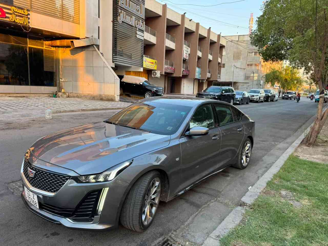 للبيع CT5 سياره معروفه مواصفاته ***********
