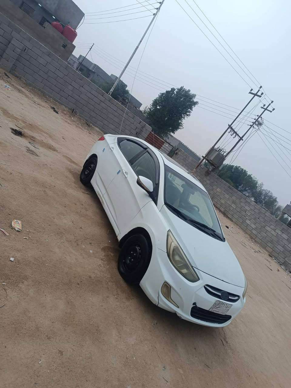 اكسنت خليجي فول مواصفات مديل 2015 بسمي رقم ذي قار السنويه لل 27 مكفوله من الضربه بيها صبغ رشات ابيع حزام عن المفاشل مكينه 1600وكير كارتون حداده تخم تاير تبريد ثلج السياره جاهزه من اي شــــي مكـــــــاني بصــــــره الزبير ***********
