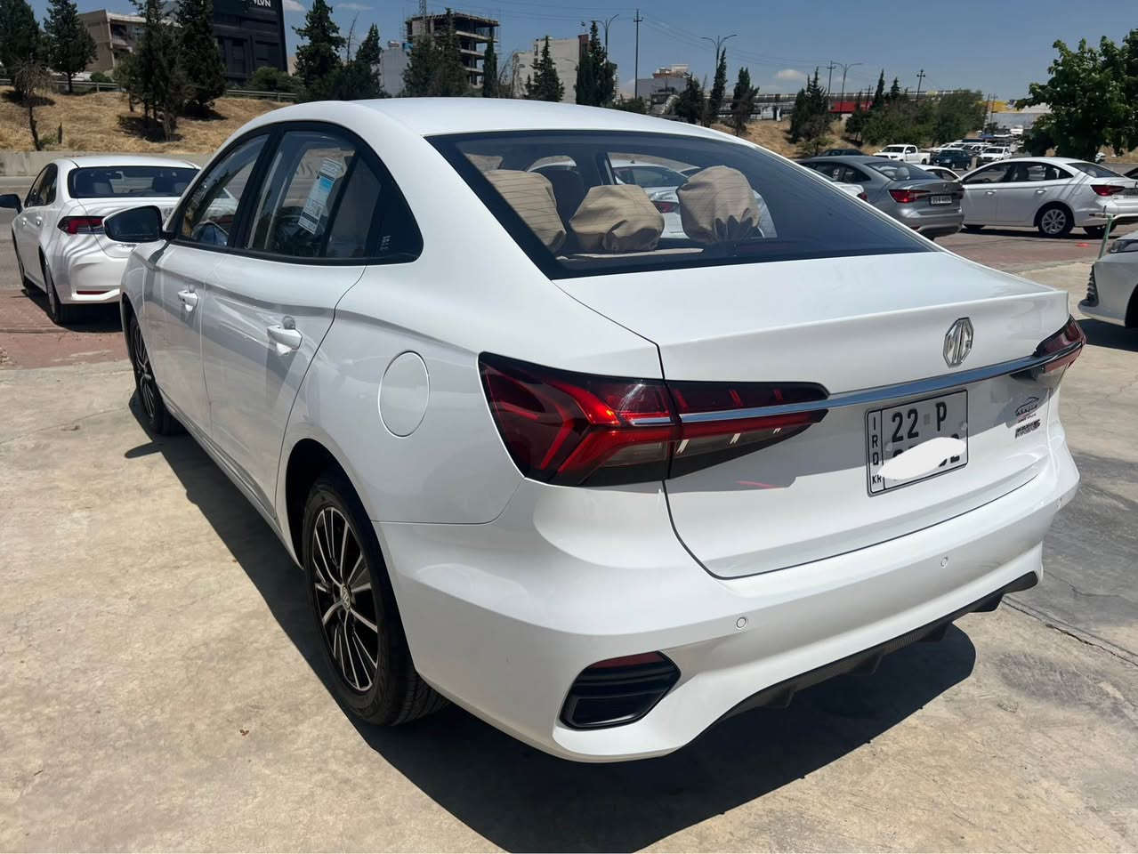 mg 5 2025   ***********
٩.٠٠٠ كم ڕۆشتووە
بەصمە ناو زەرد تەبرید مەرکەزی 
شاشە و حاسەی دواوە
لایت لید و زینۆن
ویل کرۆم
سەیارەکە ضەمانی شەریکەیە و سێرڤز کراوە ڕۆنی گۆڕاوە
یەک پەڵەی بچوک دۆسەکەی بۆیاخە بێ ناوگرتن 
*********** السليمانية, العراق
