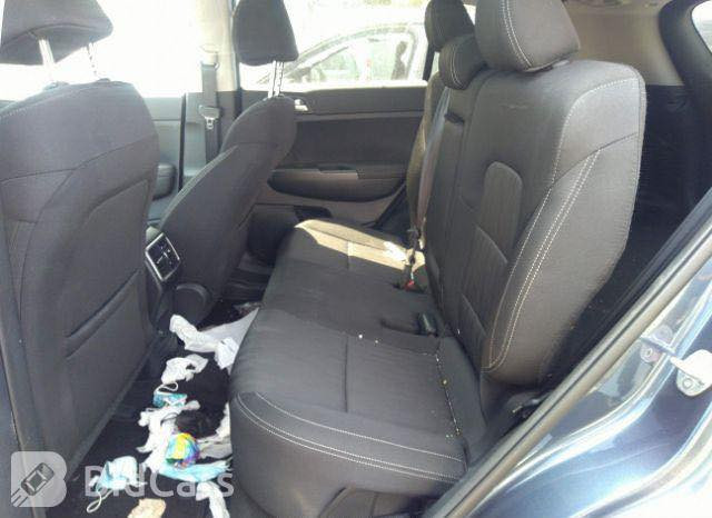 السلام عليكم سبورتج 21 امريكي حادثه سرقه حجر بيئه بيها فقط بارد بخشم الحمالغ قليل كلش سياره مكفوله من كلشي نضيفه جداً مكينه 2400 تخم تاير جديد باتري جديد السعر 168 مكان بغداد ***********
