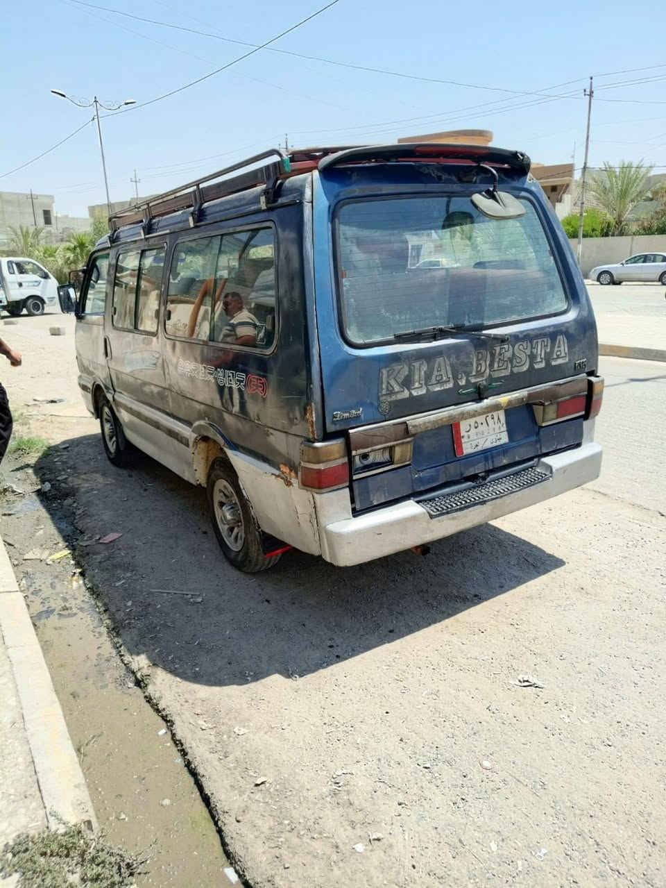 كيا بسته 1993 رقم نينوى ألماني شرط التحويل والوكالة محرك نفخ السعر  25 وبيها مجال ***********
