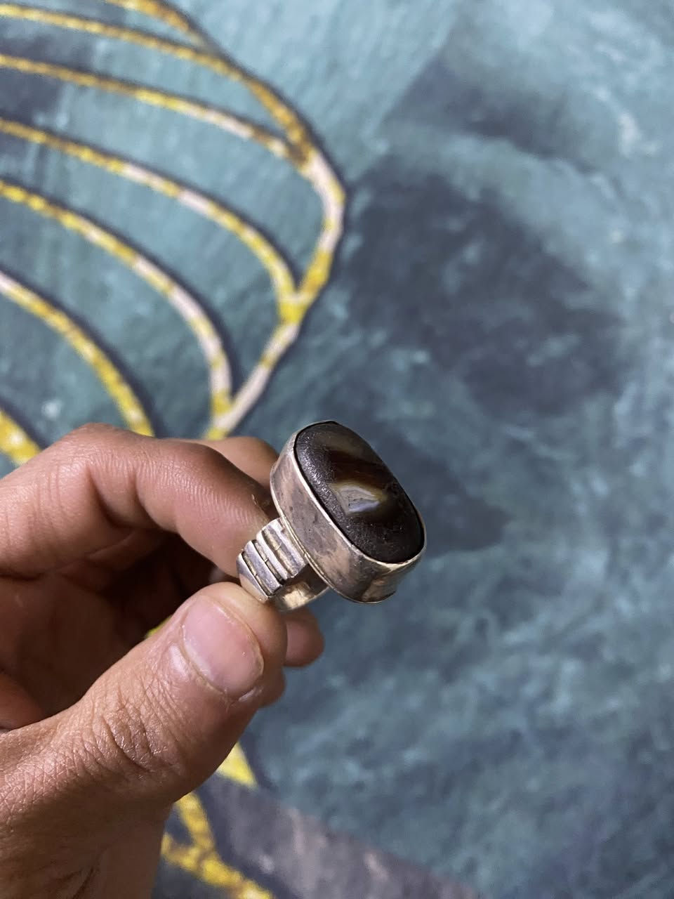 السلام عليكم ابيع شلع مع الحجر *********** موجود ماسنجر و واتس اب
