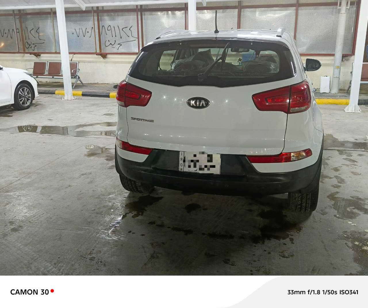 سبورتج 2015 خليجية ل
مكينة 2000

مواصفات عادية
اشاير مري 
مري شفط 
كامرا 
حساسات 
Abs 
وبقية المواصفات المعروفة 
ماشية 104 قابل للزيادة
السعر ١٥٥ وبيها مجال للشراي 
مكانها بغداد - المشتل ***********
