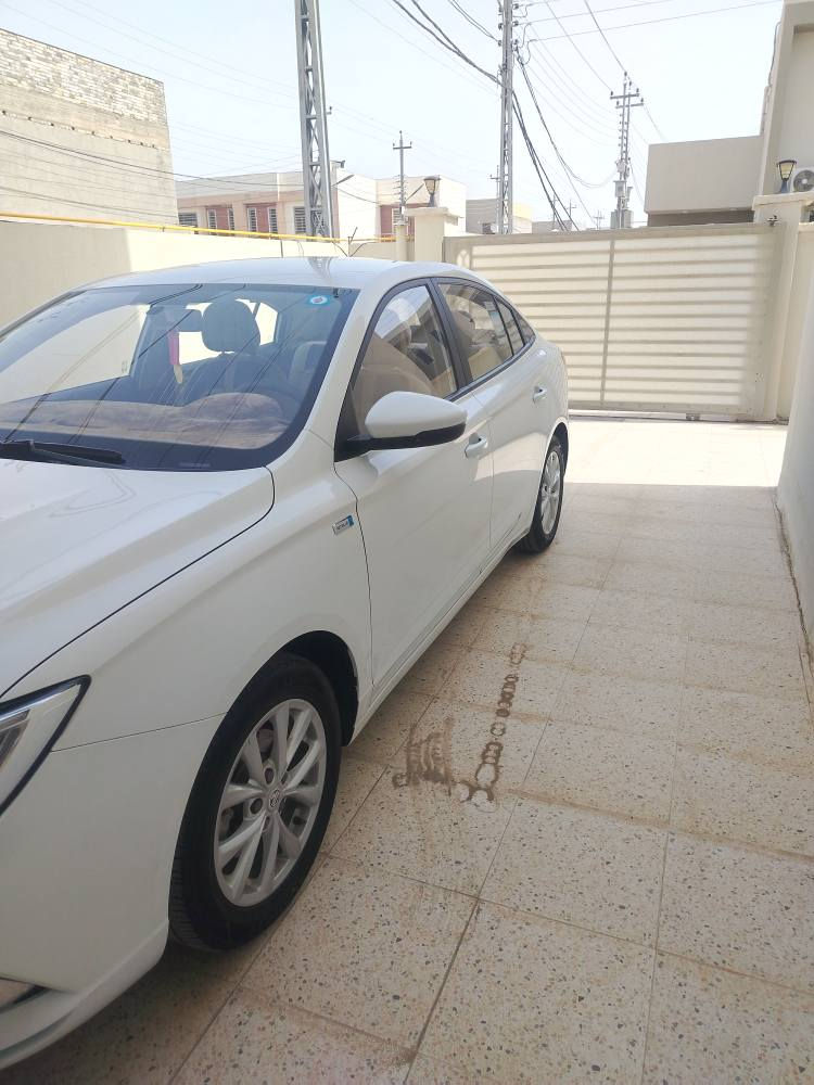 السلام عليكم ورحمة الله وبركاته MG5 موديل 24 استندر بغداد  سيارة جاهزة من كل النواحي على وضع الشركة  ماشية 50000 وقابل للزيادة بيه ملاحظات بسيطة رايدها ١٠٨ وبيه مجال مكان السيارة بغداد *********** بغداد, العراق
