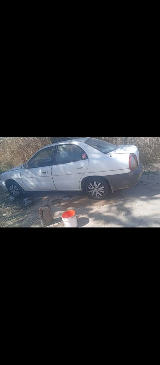 اسلام عليكم سياره نوبرا 
موديل 97 مكينه بيه تبخير قليل جدأ
سياره رقم بغداد حدايه فول 
مكانه بابل  السعر 25وبيه مجال قليل 
الرقم ***********
