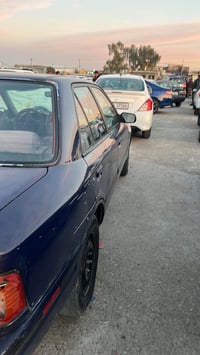 مازدا 323 • صبغ عام • اطارات جديدة