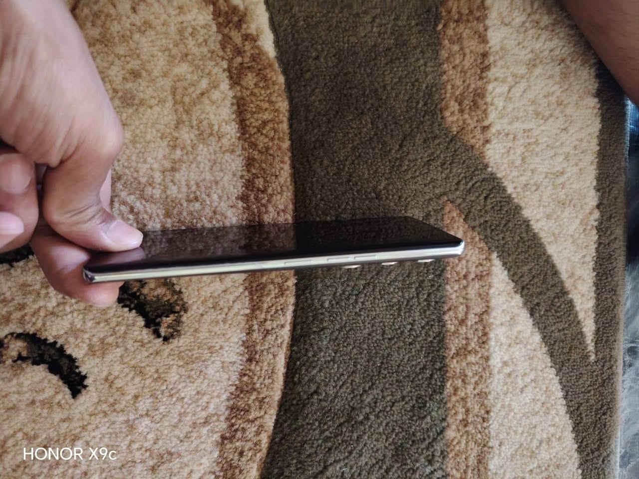 مراوس فقط بايفون 
مكسور ضهره 
أو مبدل شاشه 
تنكو كامون 40برو 5G كامل ملحقات جديد


**إذا كنت صاحب هذا الإعلان وتريد حذفه لأي سبب، رجاءا أرسل رسالة إلى الدعم الفني**