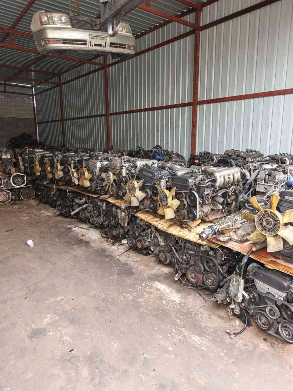 سلام عليكم ورحمة وصلت حاوية محركات ياباني بطة وفيفيتي العنوان بغداد جملة مفرد ***********,,,,***********
