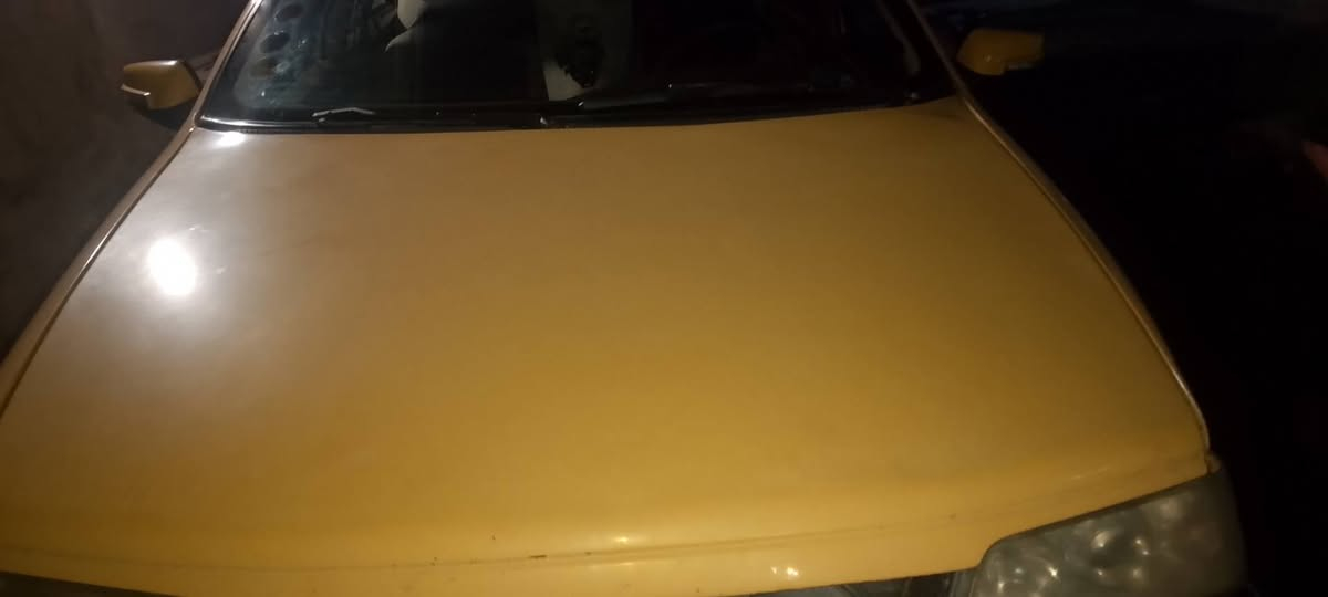 السلام عليكم اخوان عندي سيارة للبيع بيجو 405 السعر رايدهة ب35 ورقة وبيهة مجال للطيبين تاخذهة كاملة مصفرة وكاملة هيئةوغرامات ولسنوية ب2028 يلة تصقط اني صاحبهة الشرعي موديل 2016  ثاني يوم احول الك واي شي موجود بمقطع الفيديو راح تلكاه موجود بيهة ورقمهة الماني بغداد ه‍ـ ‍‍‍***********
