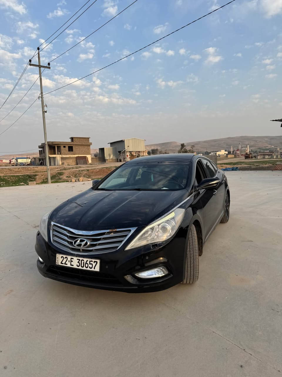 azera2014 ئەزیرە 
فوول مواسەفات قەپات سحر 123 وەرەقە 
مەکینە 4 بستوونە مەکینەی کرایتەوە
170 هەزار km روویە 
هیج سبۆخی نیە بەس دەرگای پیشت سەکنی یەک دۆز ساردە نیشان کردەوە سنەوی و رەقم شتی هەموو نۆیی کرایتەوە لە هیجی نەقس نیە کارەبات گیر و مەکینە بە شەرت هەموو شتیکی بە شەرت دەتەم بە ناوی خۆمە 
تەحویل غرامە بە شەرت سحری 123 وەرەقە مەجلا 
رەقم *********** مخمور, أربيل
