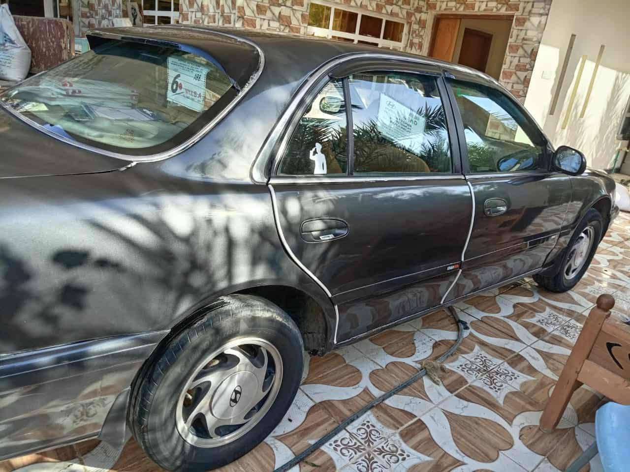 السلام عليكم.....
سوناتا تو  1994.....
رقم بغداد....   ..11 .. الدولي الجديد 
شرط التحويل...  مشروع وطني 

(( كير اوتوماتك ))

 تخم تاير.... جديد ...كير ومكينه خير من الله...... بشرط فول
كهربائيات كله شغاله بلادي.... 
 
محورها غاز ... تنسئ البانزين 

نعومه ماشالله 
سياره ما بيه كل عيب تخبل   
 
❤ ... ..مسجلها فول......كيجات كلها شغاله...
محرك مفتوح 20.0 (المرغوب)

السعر خاص

***********
