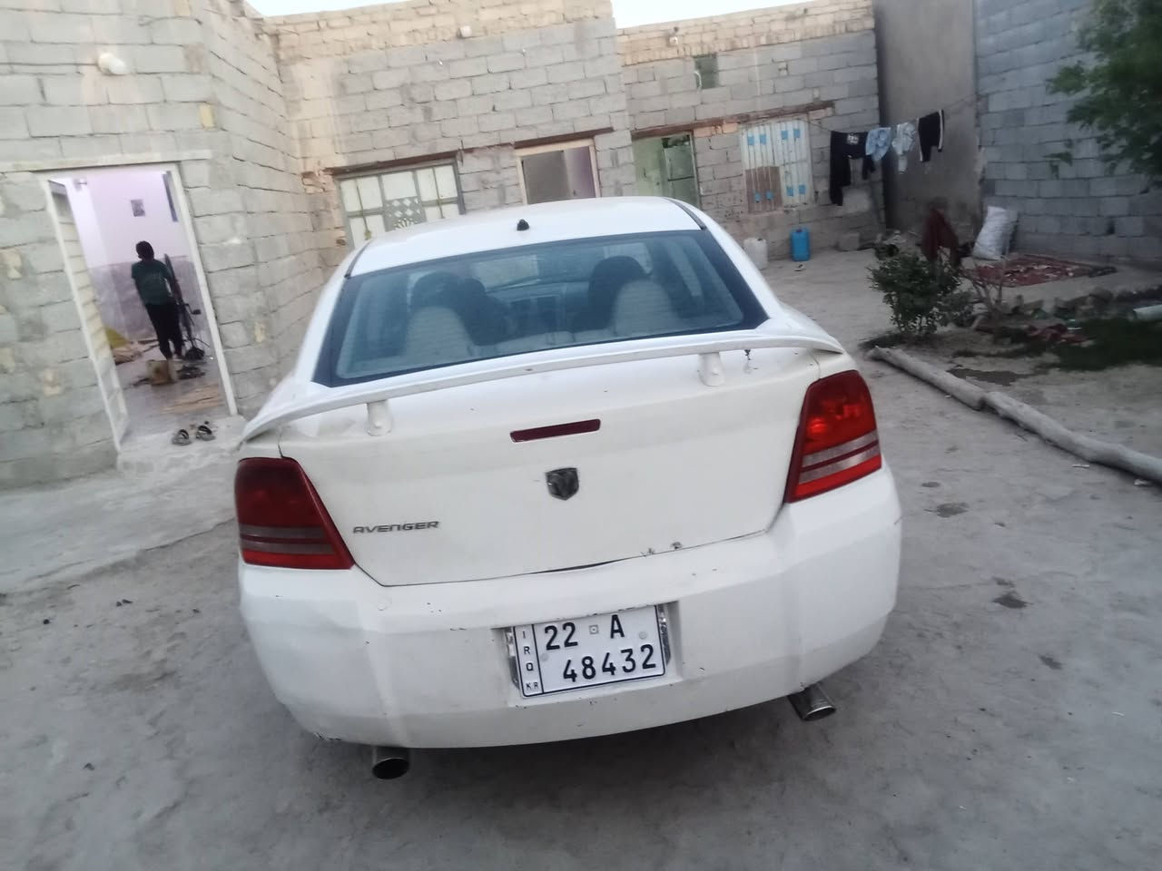 السلام عليكم خوان سياره دوج افنجر للبيع الموديل 2008جاهزه كهربائية حداديه تخم تاير سياره بسمي السعر 45 رقم تلفون ***********
