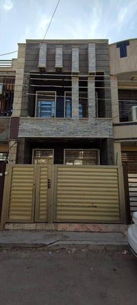 60 متر للبيع السيديه مربع الكهرباء   ثلاث طوابق   ثلاث غرف صاله مطبخ ص...