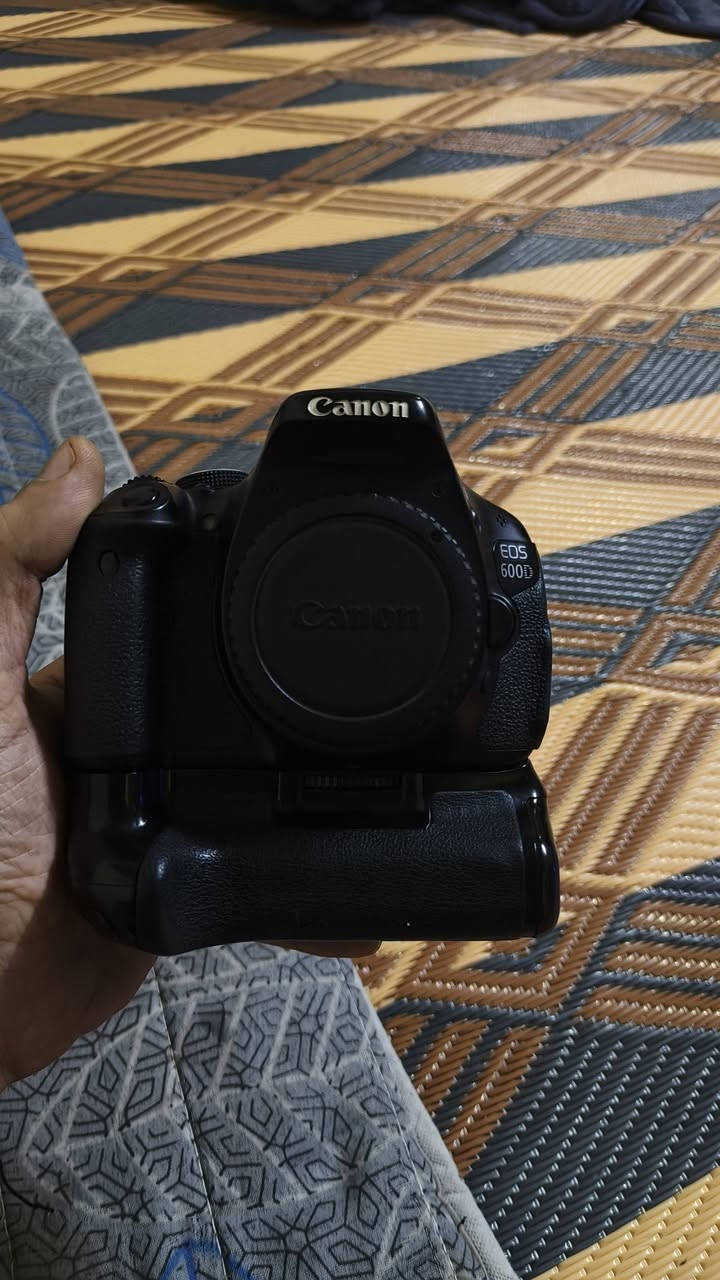 سلام عليكم للبيع كانون600d وعدسته 18.55 تشتغل بس منول فوكس يشكل وياهه كرب بطاريتين وشاحنه وجنطه سعره275 مكاني بغداد


**إذا كنت صاحب هذا الإعلان وتريد حذفه لأي سبب، رجاءا أرسل رسالة إلى الدعم الفني**