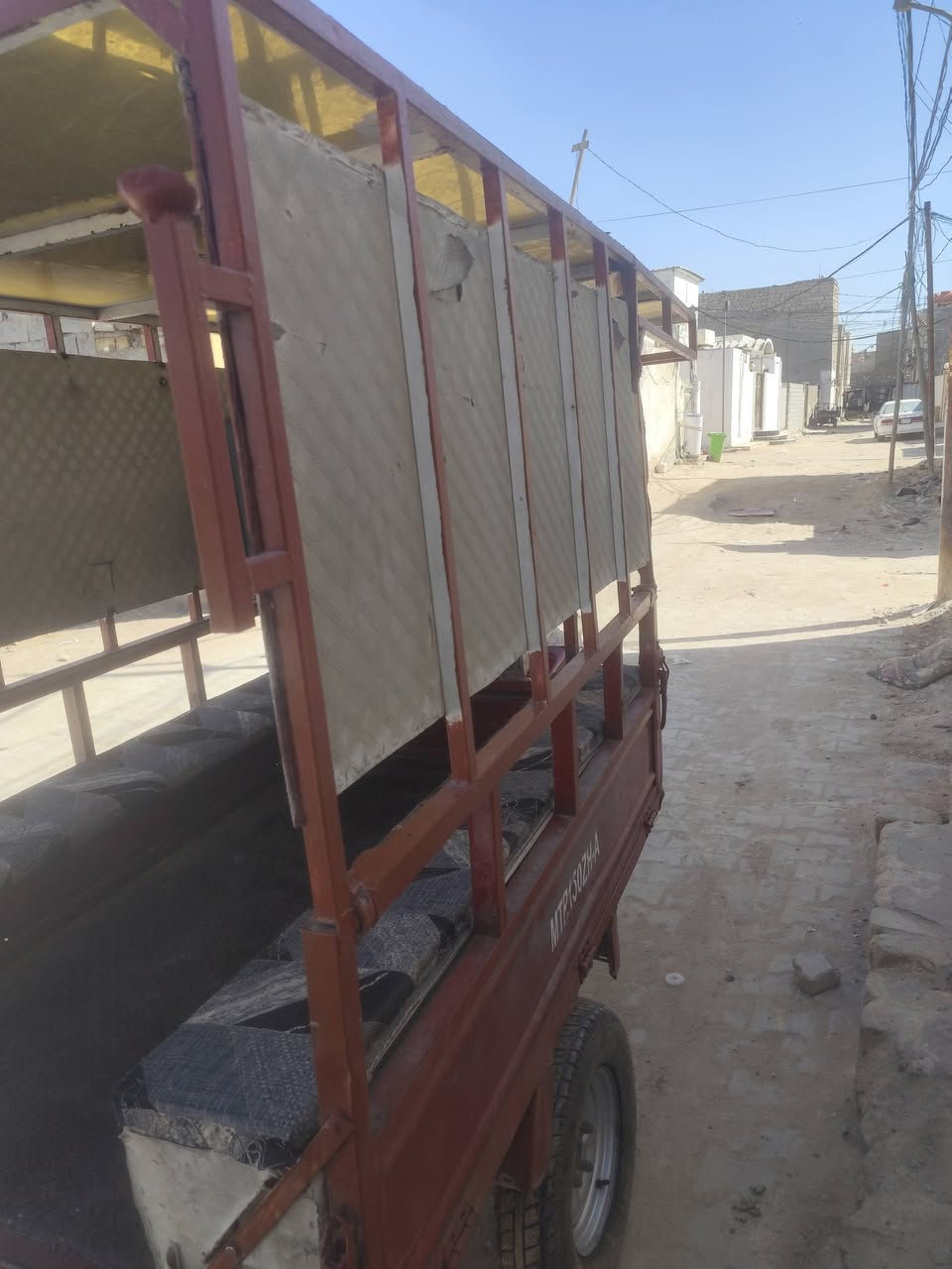 ستوته للبيع مديل 2008 سنويه راعيها ماعرفه ركبه ملحومه وطيك بيها ضمان تحمل طمن عليها نكره سلف معمره كله جديد سعره 750 وبيها مجال كلش قليل حك جيه عنواني كوفه وكفاله سرقه وعشاير ***********
