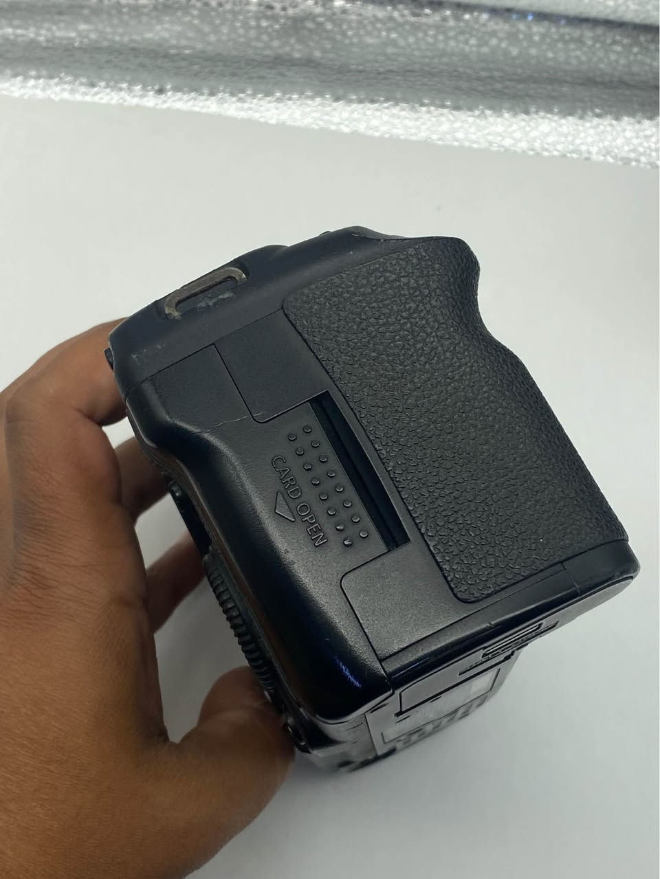 Canon 5D mark ii 
Objectif canon 35-70
Carte compactflash 256MB الرباط, المغرب


**إذا كنت صاحب هذا الإعلان وتريد حذفه لأي سبب، رجاءا أرسل رسالة إلى الدعم الفني**