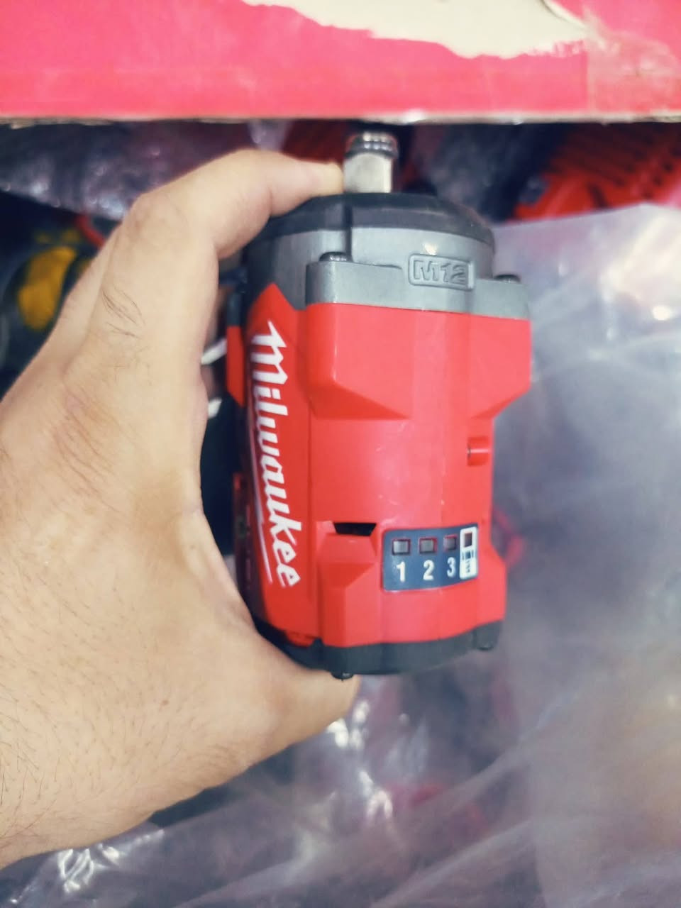 لقمة ميلواكي جيد
M12
745 نيوتن 
نص انج
اخر اصدار 
مكاني بغداد حي العدل 
يوجد توصيل 
***********
واتساب
