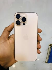 حياكم الله  ايفون 16 برو ماكس ذاكرة 256 بطارية 95 ضمان ماستر ممنتهي ال...