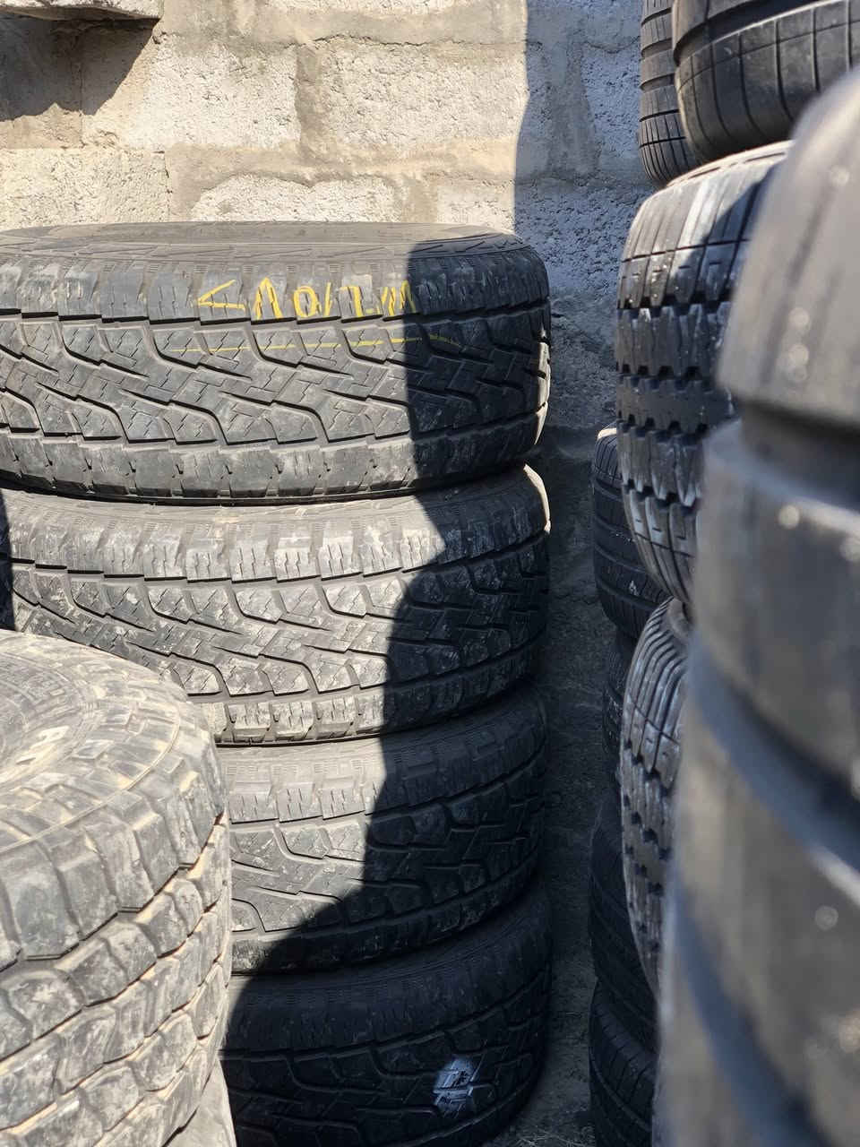 السلام عليكم يتوفر قياس سياره لاندكروز حجم 17 --18--20 لمزيد من المعلومات مراسله الصفحه او الاتصال ب***********
