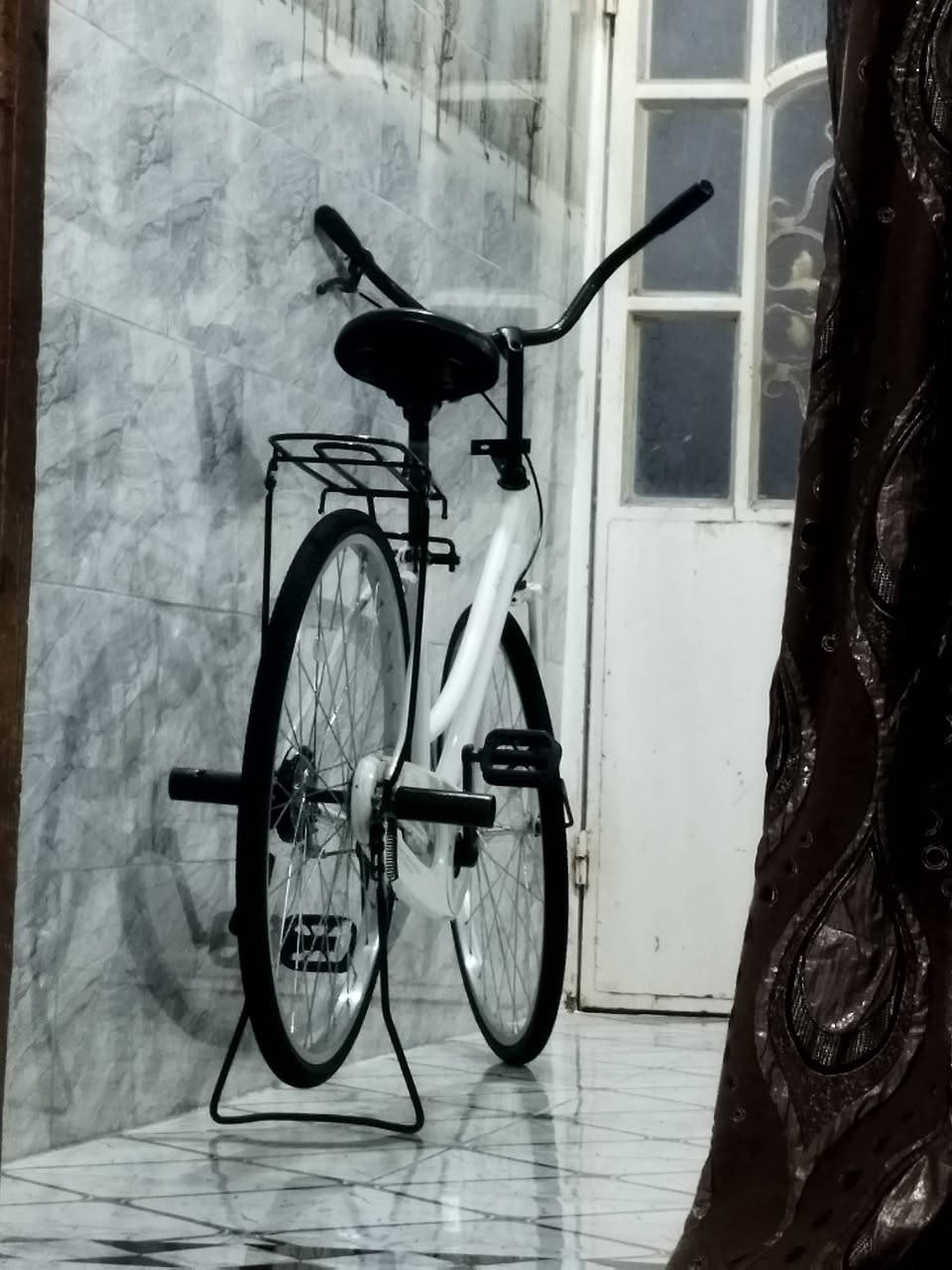 للبيع باسكل بل جيس مال حاويه شراي اتصل***********
باسكل مديل 21غراضه كامله شراي اتصل مو شراي لاتشلع كلبي مكان نجف براكيه شارع المطار القديم شراي انته تجي ما اروح الواحد
