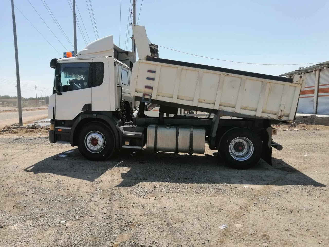 السلام عليكم سكانيا مويل ٢٠٠٥
رقم بصره بسمي مكينه انجكتر ٣٨٠٠ كير اوتماتيك وعادي شاصي ابو ١٠ جاهزه مابيه نواقص مكاني الناصريه 
***********
