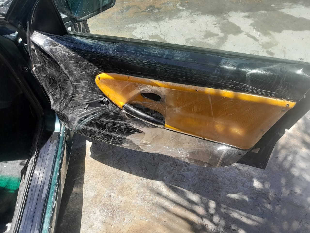 للبيع او مراوس بيم 
٢٥ 
كير محرك مكفولات حداديه 
وتخم تاير جدد 
مكينه 4 بلاد 
صالنصه رياضي صوت 
كهربيات كله شغاله 
سعر مناسب ***********
