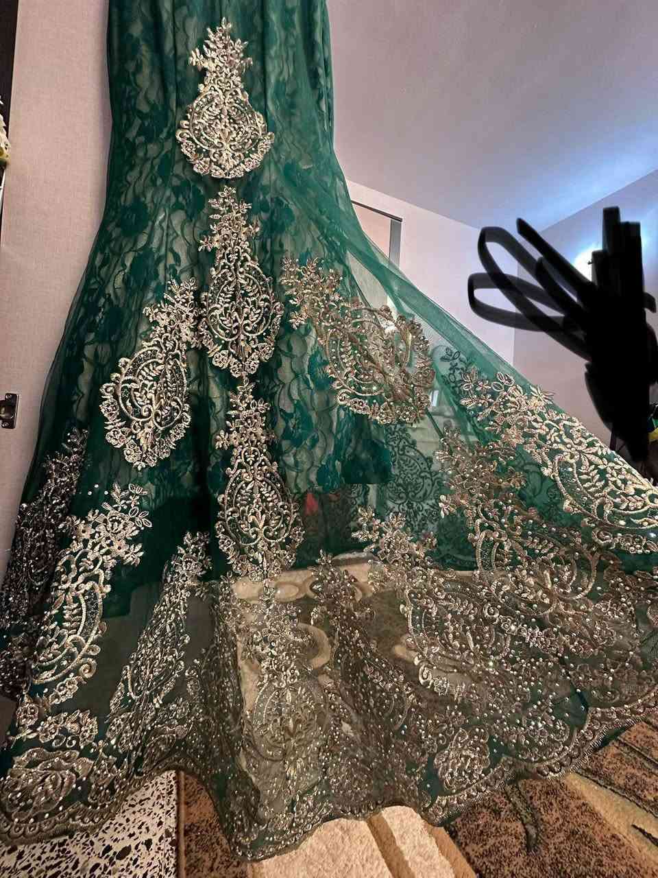 سلام عليكم بنات عندي هاي فساتين و بدلات للبيع منها ملبوس مره وحدة ومنها ملبوس مرتين 
العنوان بغداد الحارثية و ماعندي توصيل


**إذا كنت صاحب هذا الإعلان وتريد حذفه لأي سبب، رجاءا أرسل رسالة إلى الدعم الفني**