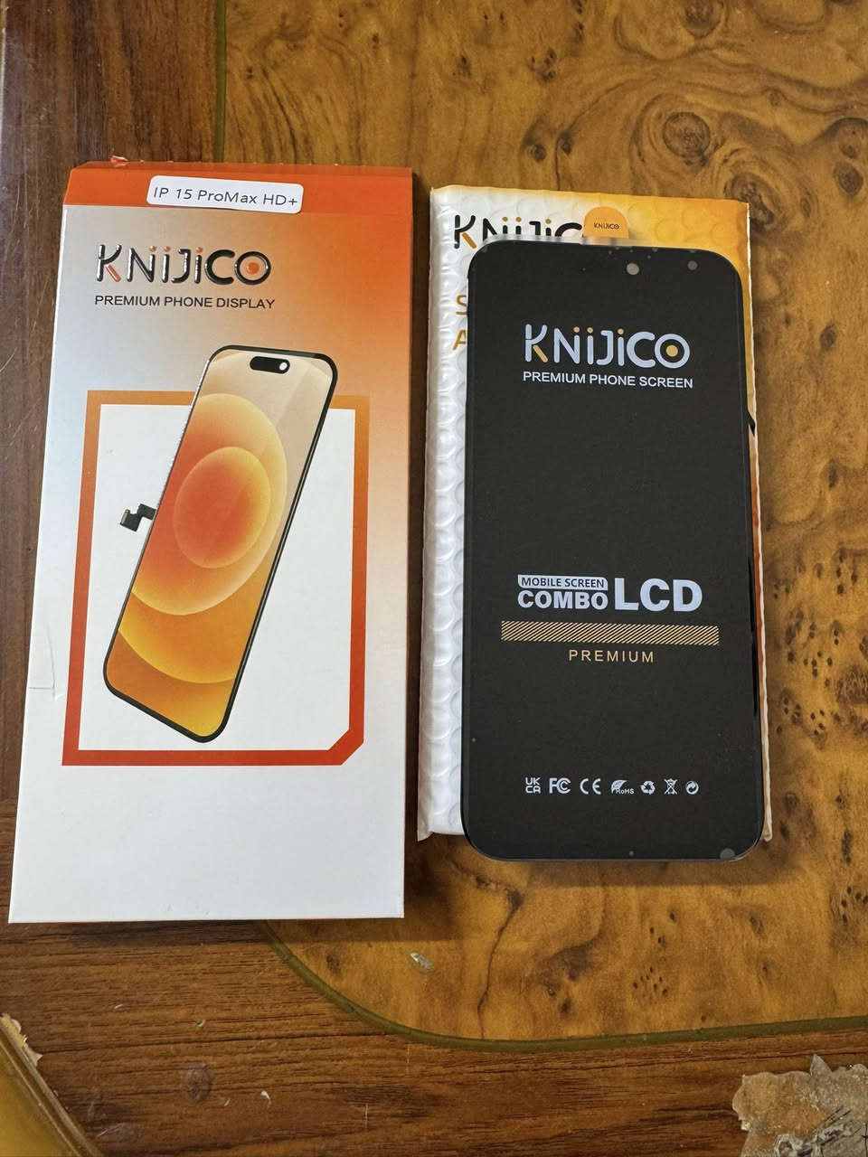 ⚠️(((للبيع فقط))) ايفون 15PRO MAX
🔹الجهاز ماستر شرق اوسط نموذج M
🔹 اللون: تيتانيوم 
🔹 الذاكرة: 256GB
🔹 حالة الجهاز: نظيف جداً / استخدام خفيف
🔹 صحة البطارية: 89% بلاديه 
🔹الجهاز كامل كلشي شغال بي ونضيف 
🔹الجهاز بلادي بدون اي تبديل فقط وكع وصار فطر صغير بل ضهر والشاشه صار بيه خطين ونقطه سود
📦 مع الكارتونه مالته 

  ++ اشتريتله شاشه تجارية وياه مشاده
   
💰السعر وياه الشاشة: 745،000 وبي مجال بسيط

💰 السعر بدون الشاشة : 690،000 الف بي مجال بسيط 

📍 الموقع: بغداد الغزالية شارع المشجر
📞 للتواصل: ***********
