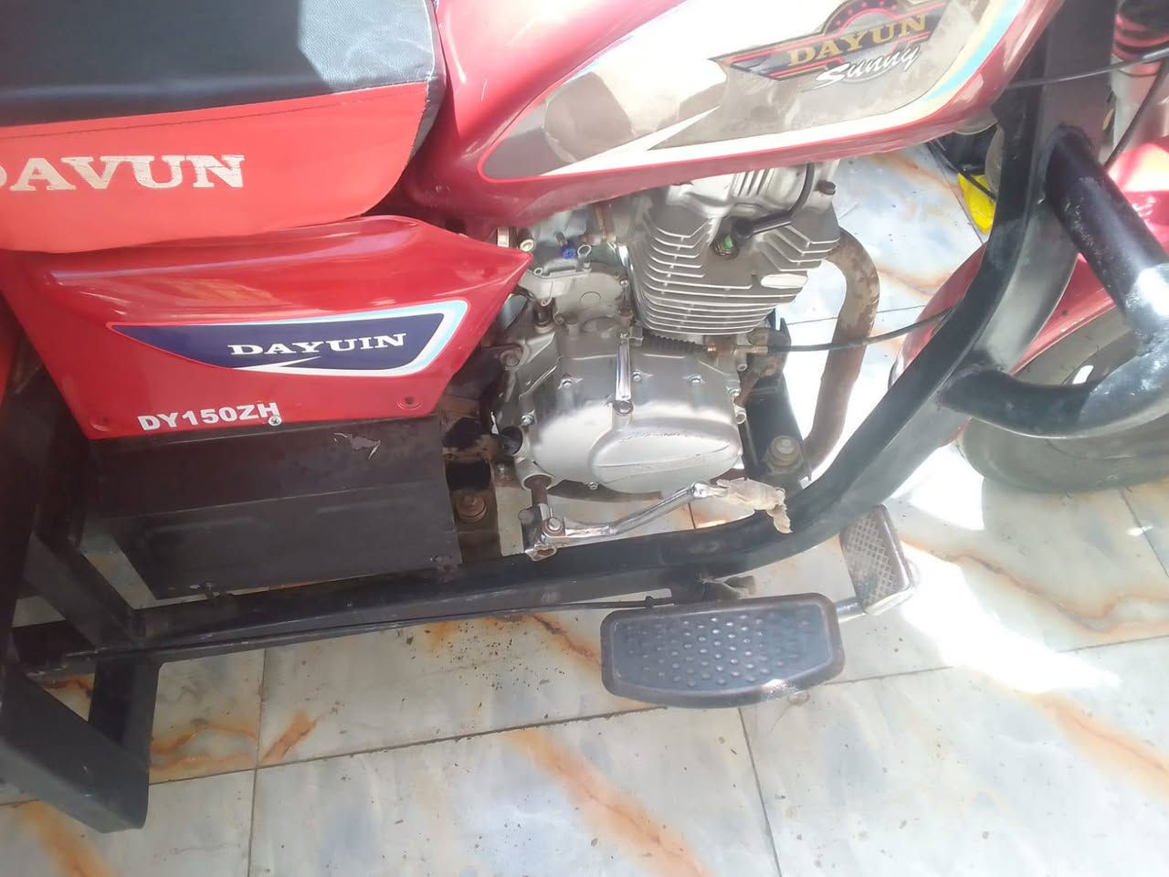 ستوته للبيع 2021اوراق أصولي شاصي مكفول محرك مفتوح نضافته 70%
سعرها 1350مجال بيها قليل مكاني ناصرية حي الشهداء قرب جامعه العين 
رقم الهاتف***********
