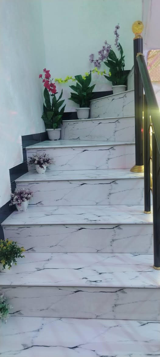 بيت للبيع في مجمع فدك قرب اسواق حسوني 
100 متر طابقين بناء 2025 كامل مابي اي نقص
السعر 75
للاستفسار ***********
