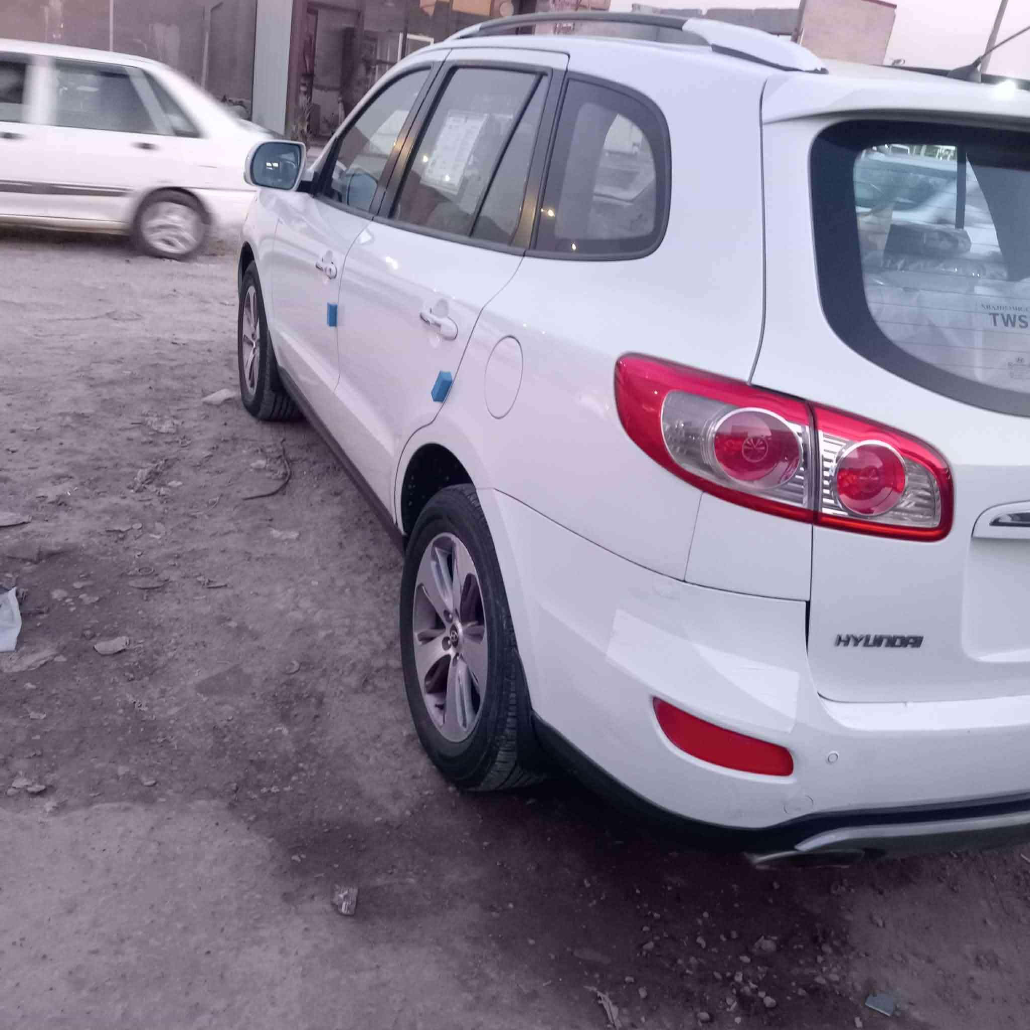 سنتافيا ٢٠١٢ وارد خليجي سلندر ٧ راكب كفاله عامه فقط بيها بارد بسيط رقم بابل سنويه ما ساقطه حداديه  وتبريد تخم تأير كله جديد العنوان بابل حله السعر ١٥٨ وبيه مجال بسيط وما متواجد خاص  الرقم ***********
