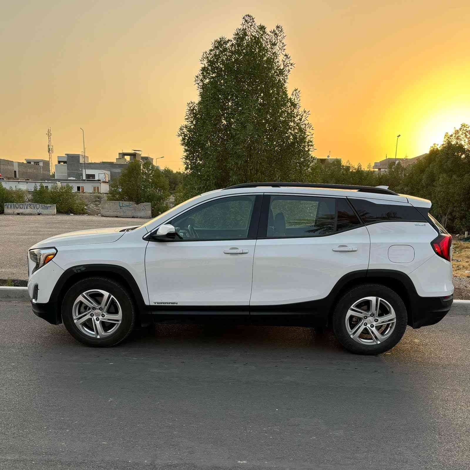 جي ام سي تيران ٢٠١٨ SLE
محرك 2,0T / ٢٠٠٠ توربو 
ماشية 78 km
رقم الشاصي 
3GKALMEXXJL189418 
بنوراما / اشاير وحساس بالمري / جنطة شفط كهرباء / بصمات ابواب / كشنات تدفئة / تحكم ستيرن / كروز سرعة / كاميرا دوارة وحساس خلفي / الخ……
سعر السيارة 150 وبي مجال 
 
للتواصل على رقم 
*********** 
موجود اتصال او واتساب
