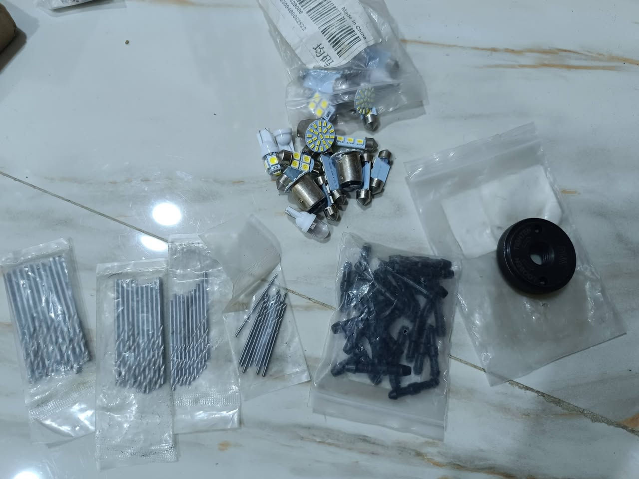 عندي غراض شي ان وامزون كلشي سويتلكم 3 شلعات خلو سعر يرضي الله تريدوهن كلهم تريدون شلعه وحده ماكو مشكله نشالله اذا نباعت هاي شلعات اصورلكم بعد شلعات والله كلها اغراض حلوه ونضيفه بس اني اريد انتقل ولمكان صغير متوفر توصيل جميع محافضات العراق


**إذا كنت صاحب هذا الإعلان وتريد حذفه لأي سبب، رجاءا أرسل رسالة إلى الدعم الفني**