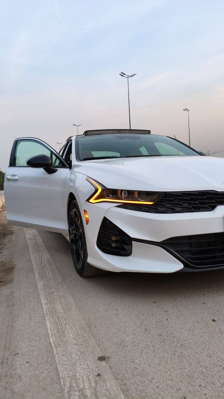 سلام عليكم إني مكلف بل نشر شباب كي 5 مديل 23 وارد أمريكي بيه فقط باب ونفس الون هلال خاملغ خلفي بي بارد سياره جيتي لاين فول مواصفات داخل جلد رادار أمامي خلفي مكينه 1600 تيربو ماشيه 19 حقيقي رقم بغداد مشروع وطني تحويل مباشر السياره معوقين بسمي مكاني بغداد المين  ***********
