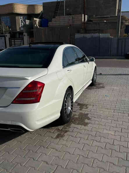 للبيع مارسيدس w221 s350 وارد الماني
او مراوس حسب القناعة
موديل2012 الاصل
رادار امامي ، نقطة عمياء
كامرة ليلية
انارة داخلية
لايت دايمنك متحرك ، بك لايت لد
كروز تثبيت سرعه ، شفتات
 تحكم ستيرن ، ستيرن كهرباء
نضام ترحيب
بانوراما ، بردات 5
تحكم مقاعد 4 ، تدفئة وتبريد
تبريد 3 قطع ،
بيبان شفط ، جنطه كهرباء
سستم صوت من هارمن كاردن
نضام تعليق هوائي ، جوبلسات
باقي المواصفات معروفة للمارسيدس
سيارة جاهزة مال جناي مابيهة نواقص جاهزه من كلشي ما بيها نقص برغي 
السعر265 وبيهة مجال حك جية
للاستفسار للاتصال ع رقم او خاص
*********** أربيل
