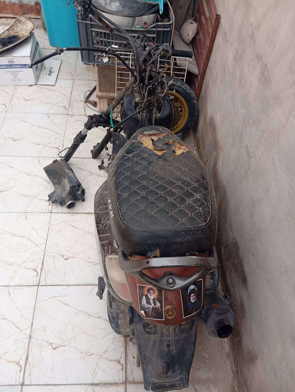 السلام عليكم دراجه للبيع كومة حديد محرم شغال ***********
