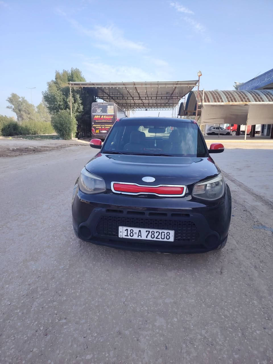 السلام عليكم صول موديل ١٦ مكينه ٢٠٠٠ المرغوب حادثه جاملغ وبنيد بدون دواخل بيه رشات جماليه رقم بابل الجديد دولي السنويه جديده السياره جاهزه من كلشي السعر ٩٨ وبيه مجال ***********   ***********  مكان بابل القاسم
